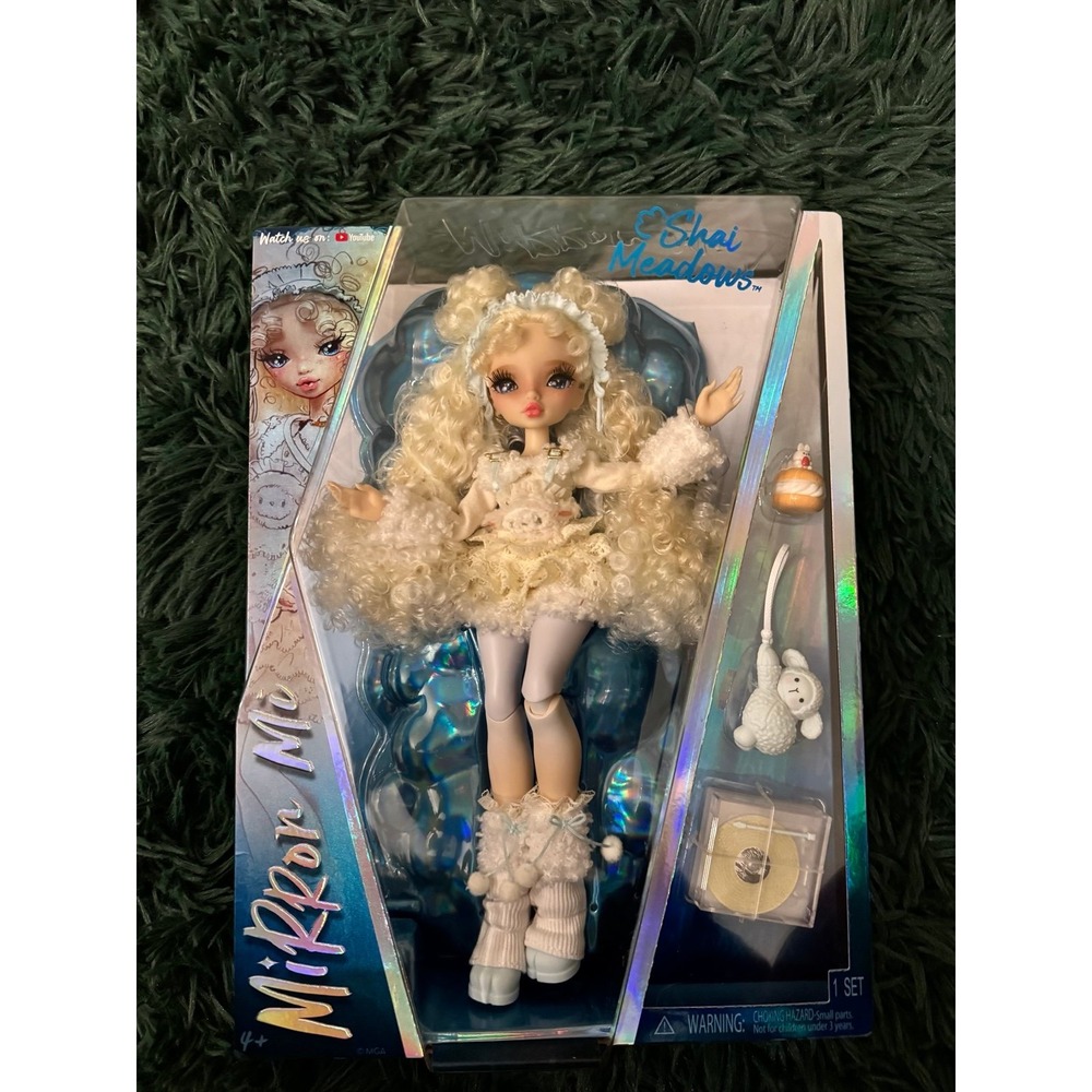 Mirror Mi Shai Meadows Fashion Doll